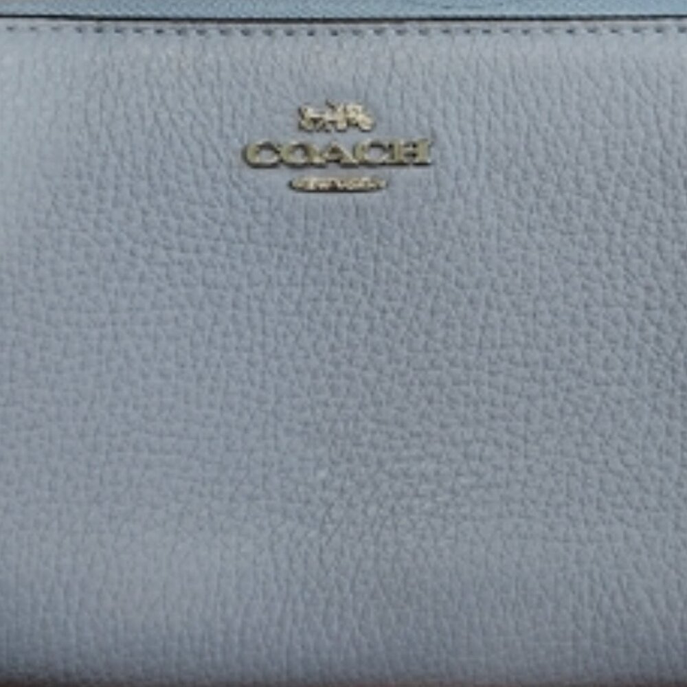 NWOTs Coach Long Zip Around Wallet - Picture 4 of 6
